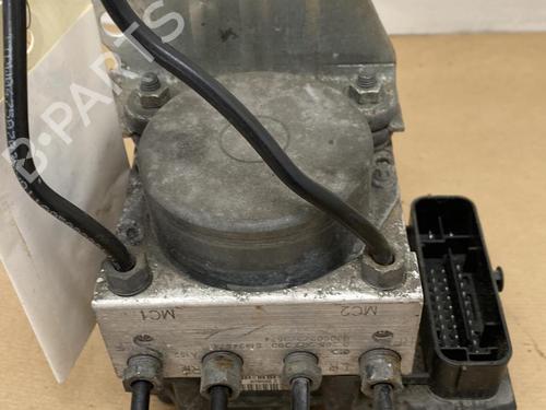 Used ABS pump FIAT 500 (312_) 1.3 D Multijet (312AXB1A) (75 hp) 21862390