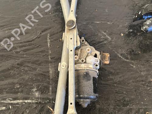 Used Front wiper motor RENAULT MEGANE III Grandtour (KZ0/1) 1.5 dCi (KZ09, KZ0D, KZ1G, KZ29, KZ14, KZ1W, KZ10, KZ1F,... (110 hp) 25844315