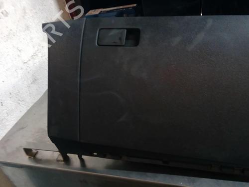 Glove box VW POLO VI (AW1, BZ1, AE1) 1.0 MPi 2G1857097G82V