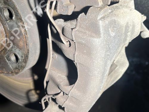 Used Right front brake caliper ALFA ROMEO GT (937_) 1.9 JTD (937CXN1B) (150 hp) 31280087