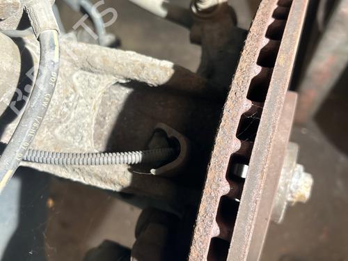 Used Left front steering knuckle Left front steering knuckle 38473217 38473217