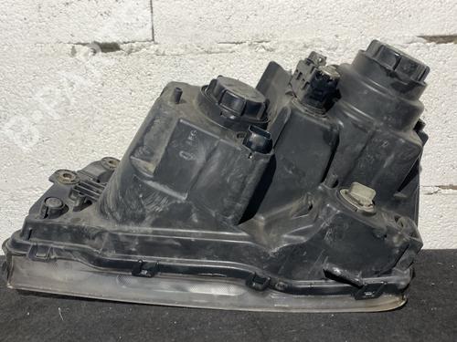 Right headlight KIA SORENTO I (JC) 2.5 CRDi | BP22894018C29 