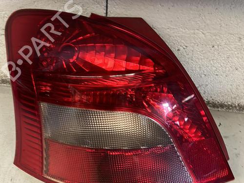 Venstre Baklys TOYOTA YARIS (_P9_) 1.4 D-4D (NLP90_, NLP90R) (90 hp) 20860236