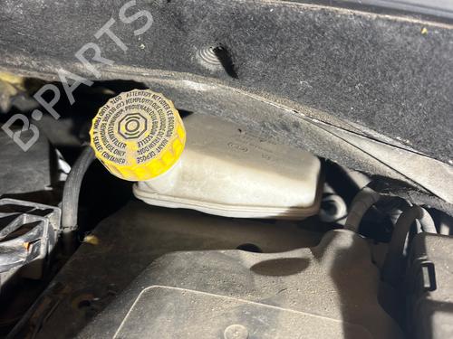 Used Brake master cylinder Brake master cylinder 37799261 37799261
