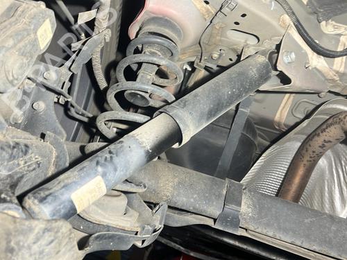 Used Left rear shock absorber RENAULT KADJAR (HA_, HL_) 1.3 TCe 140 (HLNB, HLN1) (140 hp) 31249144