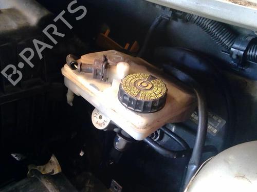 Used Brake master cylinder PEUGEOT 206 CC (2D) 1.6 16V (2DNFUF, 2DNFUR) (109 hp) 20860997