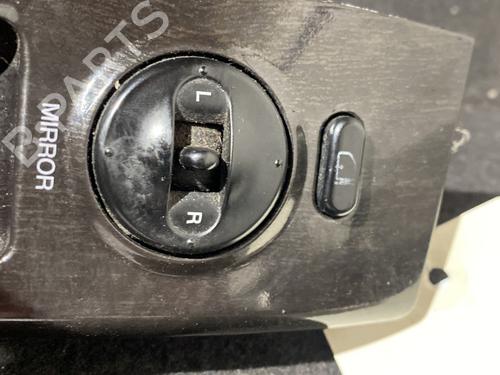 Right mirror KIA SORENTO I (JC) 2.5 CRDi | BP22894026C27 