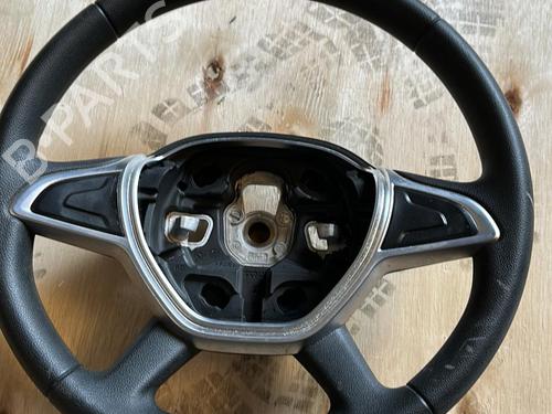 Used Steering wheel DACIA SANDERO II 1.0 SCe 75 (B8JC, B8JD, B8NC) (73 hp) 20860250