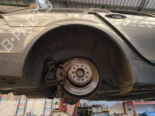 Used Wheel arch BMW 5 Touring (E61) 520 d (177 hp) 21561796