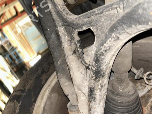 Used Right front suspension arm MERCEDES-BENZ M-CLASS (W163) ML 270 CDI (163.113) (163 hp) 20870749