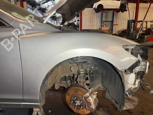 Used Right front fenders Right front fenders 36944922 36944922