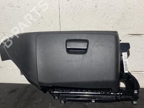 Used Glove box BMW 1 (E87) 118 d (143 hp) 24803117