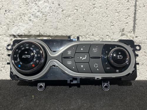 Used Climate control RENAULT ZOE (BFM_) ZOE (88 hp) 23797198
