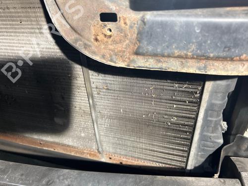 Used Water radiator Water radiator 38514035 38514035