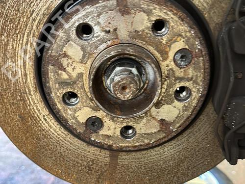 Used Right front steering knuckle RENAULT GRAND SCÉNIC III (JZ0/1_) 1.9 dCi (JZ0J, JZ0N, JZ1K, JZ1S) (131 hp) 25844030