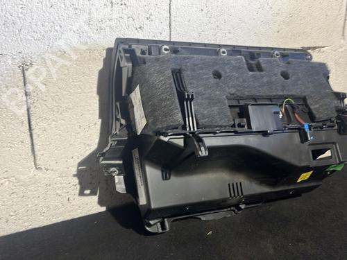 Used Glove box Glove box MERCEDES-BENZ E-CLASS Coupe (C207) E 220 CDI / d (207.302, 207.301) (170 hp) 27977456 27977456