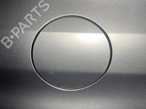 Used Fuel flap PEUGEOT 308 II (LB_, LP_, LW_, LH_, L3_) 1.6 HDi / BlueHDi 115 (115 hp) 26034728