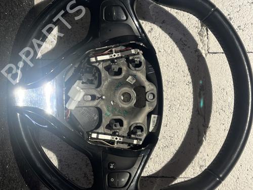 Used Steering wheel RENAULT CAPTUR I (J5_, H5_) 1.5 dCi 90 (J5N4, J5M5, J5MW, J5M6, J5AL, J5AJ) (90 hp) 30591637