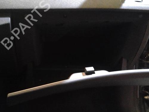 Used Glove box Glove box 20868222 20868222