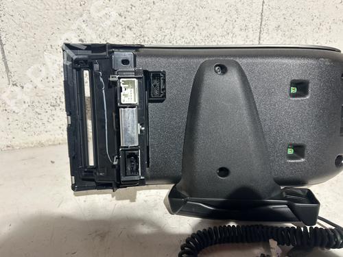 Used Climate control Climate control 38737750 38737750