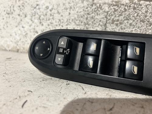Left front window switch PEUGEOT 407 (6D_) 2.0 HDi 135 (6DRHRH, 6DRHRE, 6DRHRG, 6DRHRJ) | BP40055430I27 - Image 2