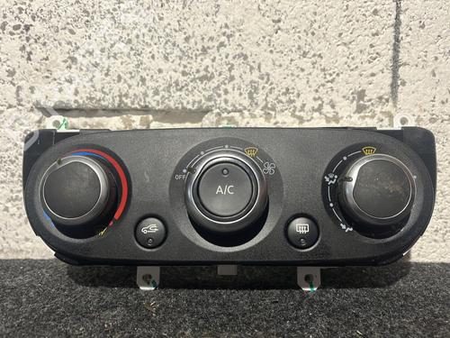 Climate control RENAULT CLIO IV (BH_) 1.5 dCi 90 | BP30396869I5 - Image 2