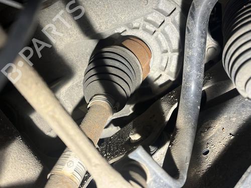 Used Left front driveshaft Left front driveshaft RENAULT MEGANE III Grandtour (KZ0/1) 1.6 dCi (KZ00, KZ12, KZ13) (130 hp) 33453433 33453433