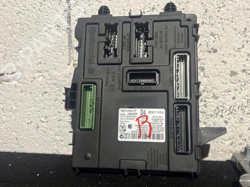 Used Electronic module Electronic module RENAULT MEGANE IV Hatchback (B9A/M/N_) 1.5 dCi 110 (B9A3) (110 hp) 29422552 29422552
