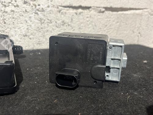 electronic-module-renault-megane-iii-coupe-dz01_-2008-2009-2010-2011-2012-2013-2014-2015-2016-26618986 main image