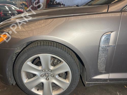 Forkjerm venstre Forkjerm venstre JAGUAR XF I (X250) 2.7 D (207 hp) 36333782 36333782