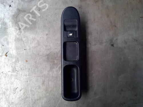 Used Right front window switch Right front window switch PEUGEOT 307 Break (3E) 1.6 HDi 110 (109 hp) 21858828 21858828
