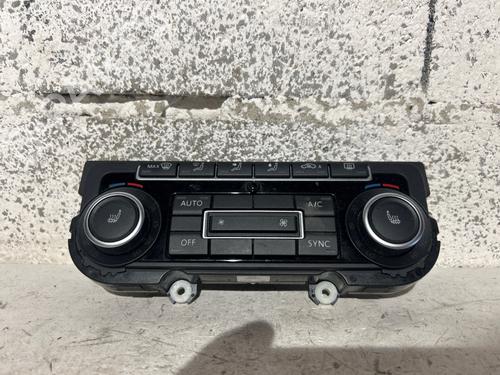 Used Climate control Climate control 38910922 38910922