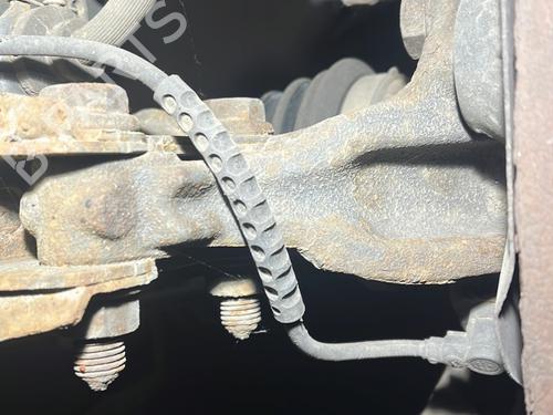 Fusée avant droite OPEL CORSA D (S07) 1.3 CDTI (L08, L68) (75 hp) 26156437