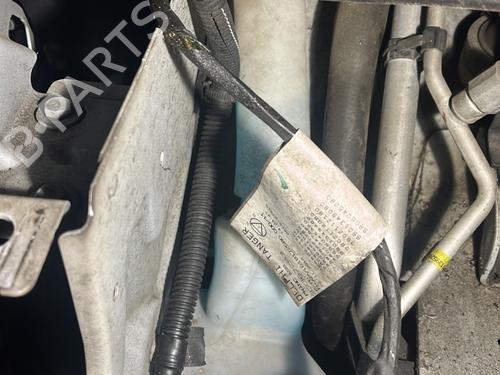 windscreen-washer-tank-citroen-c3-picasso-sh_-2008-32068944 main image