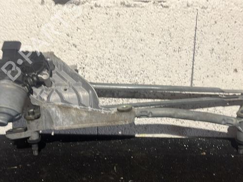 Used Front wiper motor Front wiper motor FORD FIESTA VI (CB1, CCN) 1.5 TDCi (75 hp) 28668893 28668893