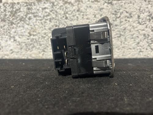 Used Switch Switch PEUGEOT 206+ (2L_, 2M_) 1.4 i (73 hp) 30105118 30105118