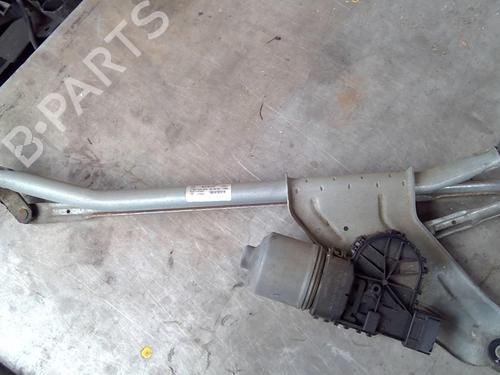 Used Front wiper motor DACIA DUSTER (HS_) 1.5 dCi (HSMC) (107 hp) 20871548
