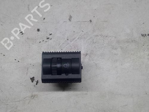 Used Headlight switch VW POLO (9N_, 9A_) 1.4 TDI (70 hp) 21862048