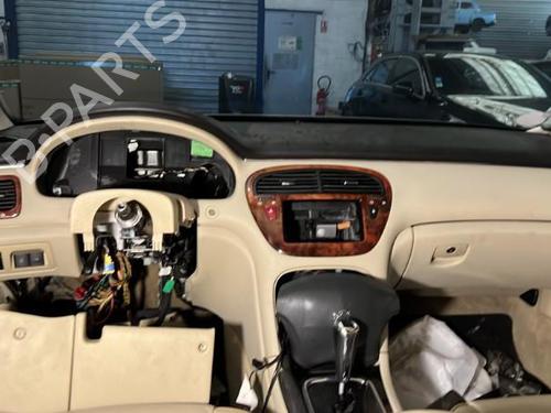 Dashboard PEUGEOT 607 (9D, 9U) 2.7 HDi 24V | BP20862658C46