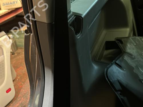 Used Rear right seatbelt VW TOURAN (1T1, 1T2) 2.0 TDI 16V (140 hp) 20870357