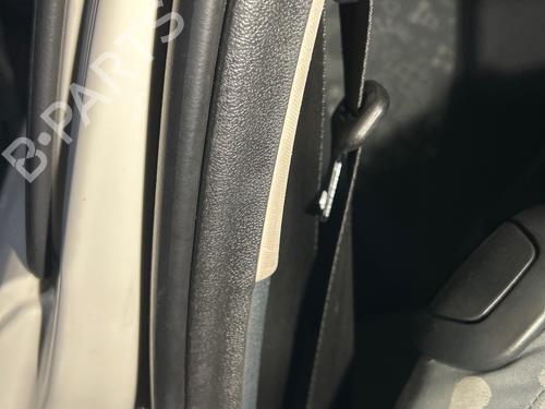 front-right-seatbelt-ford-ka-ru8-2008-2009-2010-2011-2012-2013-2014-2015-2016-39894427 main image