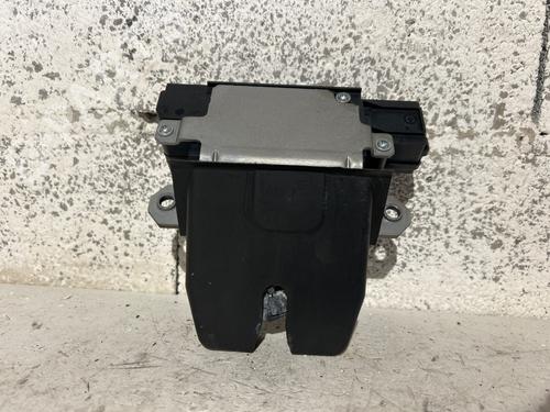 Used Tailgate lock Tailgate lock 38681608 38681608