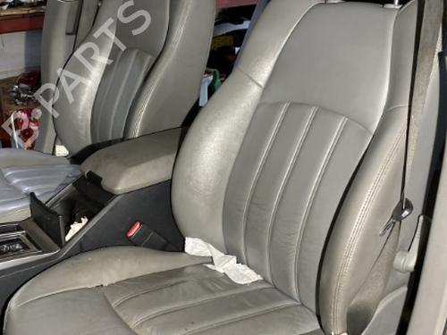 Used Left front seat CHRYSLER 300C Touring (LX, LE) 3.0 CRD (218 hp) 20872709