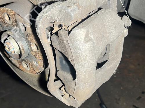 Used Right front brake caliper Right front brake caliper FIAT GRANDE PUNTO (199_) 1.9 D Multijet (120 hp) 33301165 33301165