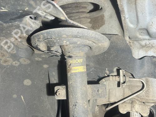 Used Right front shock absorber RENAULT CAPTUR I (J5_, H5_) 1.5 dCi 90 (J5N4, J5M5, J5MW, J5M6, J5AL, J5AJ) (90 hp) 30591641