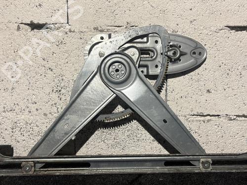 Fensterheber rechts vorne FORD FOCUS II (DA_, HCP, DP) 1.8 TDCi | BP30854141C23