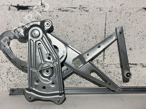 Used Front right window mechanism RENAULT MEGANE III Hatchback (BZ0/1_, B3_) 1.9 dCi (BZ0N, BZ0J) (131 hp) 32133760