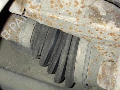 Used Left front driveshaft Left front driveshaft CITROËN C3 Picasso (SH_) 1.6 HDi (109 hp) 20863940 20863940