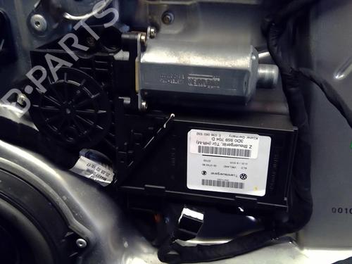 Portierruitmotor rechtsachter VW PHAETON (3D1, 3D2, 3D3, 3D4, 3D6, 3D7, 3D8, 3D9) 3.2 V6 (241 hp) 21859572