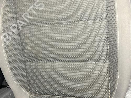 Right front seat VW TOURAN (1T3) 1.6 TDI | BP32979499C16 - Image 3